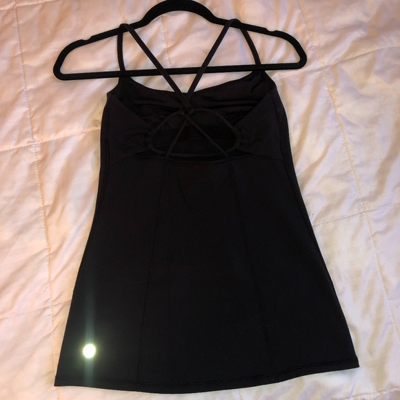 Black Lululemon Tank Top With Bra Size 8 - Picture 1 of 2